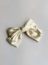 Walters Hair Bow Beige